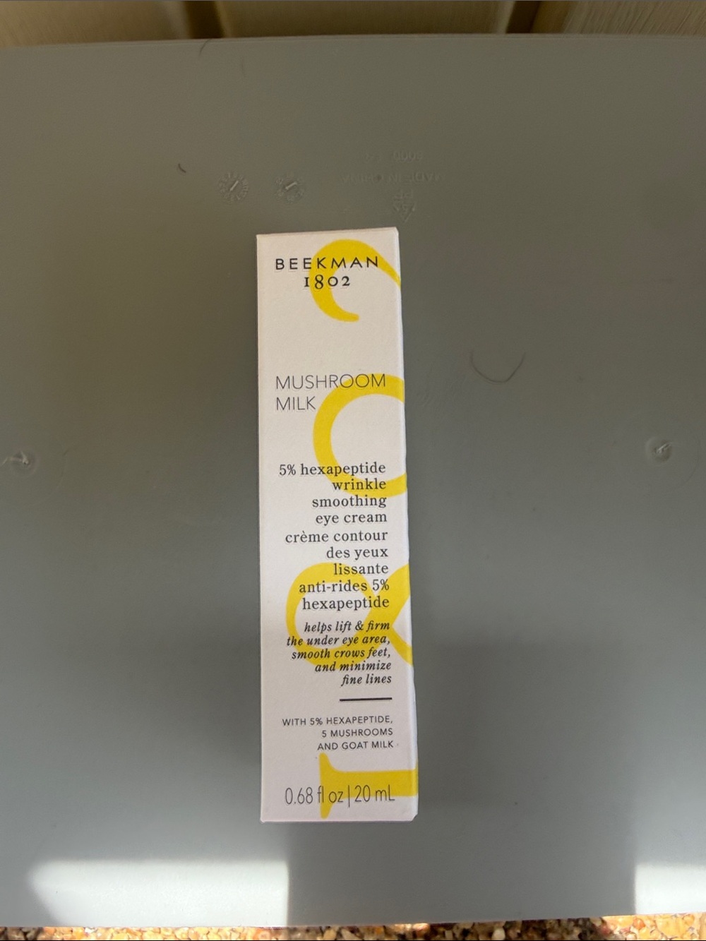 Beekman 1802 Mushroom Milk Eye Cream - White & Yellow